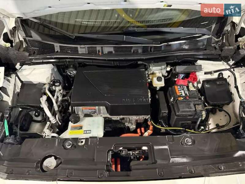 Хэтчбек Nissan Leaf 2018 в Днепре