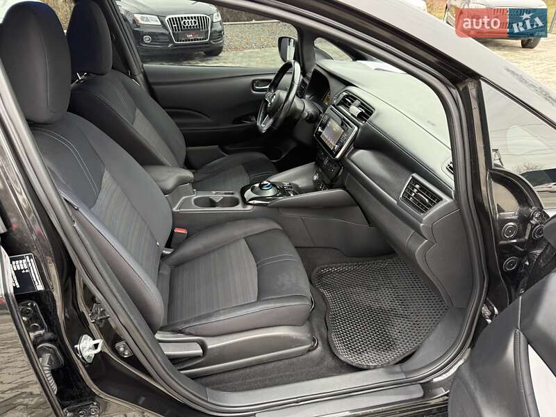 Хэтчбек Nissan Leaf 2018 в Ужгороде фото 33 Хэтчбек Nissan Leaf 2018 в Ужгороде