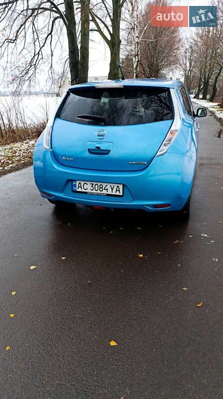 Хэтчбек Nissan Leaf 2012 в Луцке