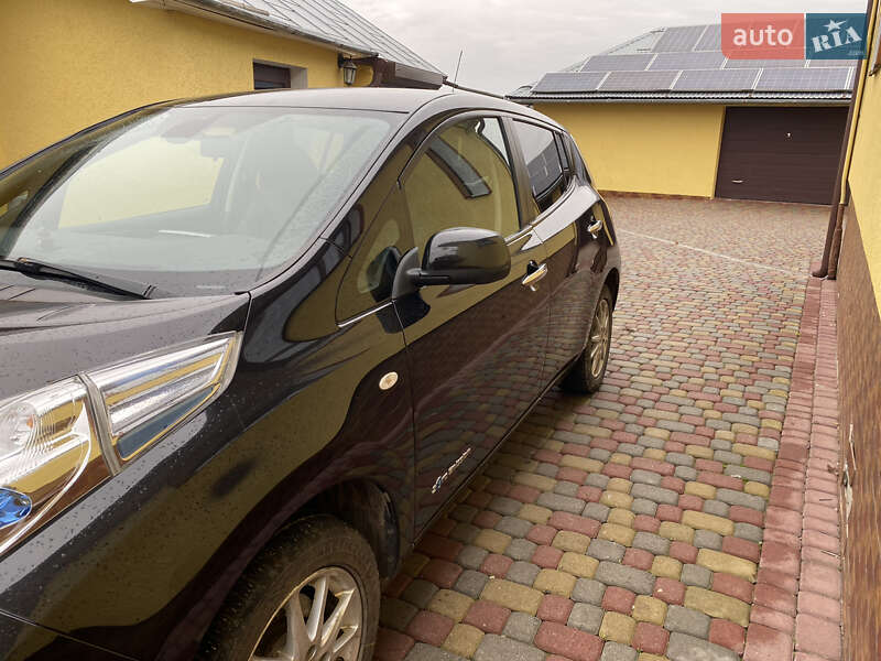 Хетчбек Nissan Leaf 2016 в Тернополі