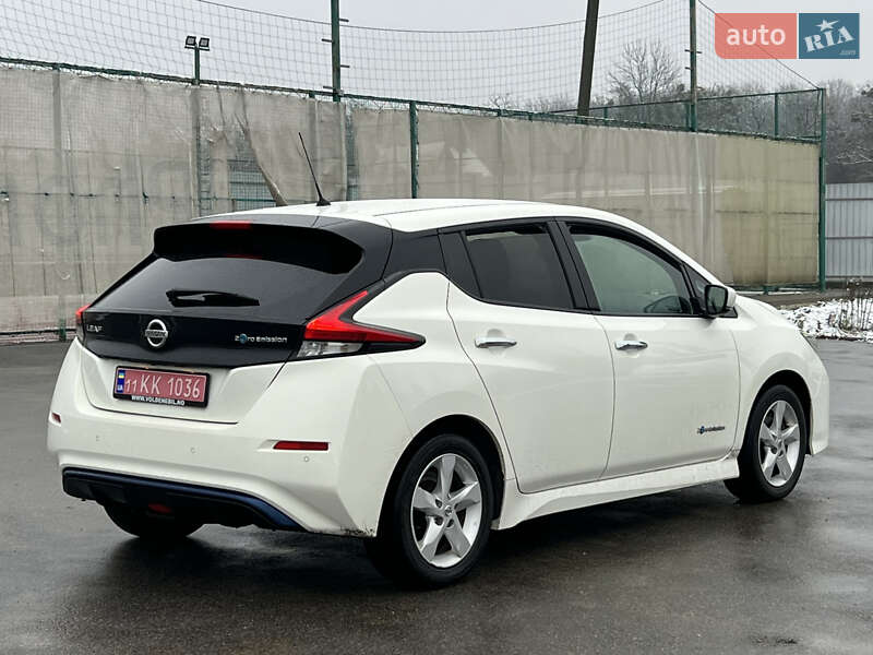 Хетчбек Nissan Leaf 2018 в Харкові