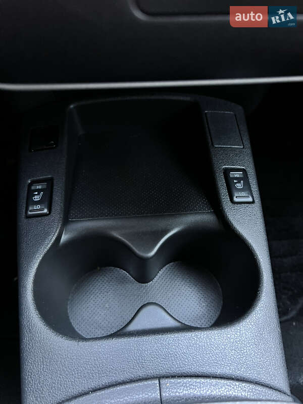 Хетчбек Nissan Leaf 2014 в Києві фото 17 Хетчбек Nissan Leaf 2014 в Києві