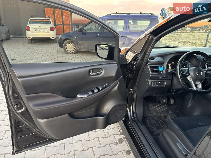 Хэтчбек Nissan Leaf 2018 в Тернополе фото 12 Хэтчбек Nissan Leaf 2018 в Тернополе