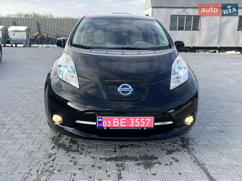 Хетчбек Nissan Leaf 2012 в Володимирі фото 10 Хетчбек Nissan Leaf 2012 в Володимирі