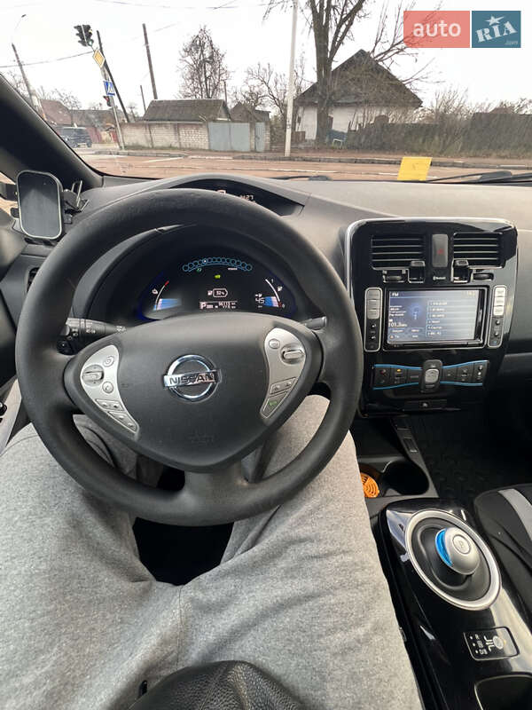 Хэтчбек Nissan Leaf 2015 в Житомире фото 9 Хэтчбек Nissan Leaf 2015 в Житомире