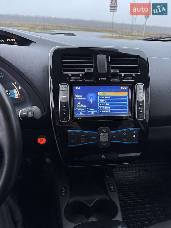 Хэтчбек Nissan Leaf 2015 в Виннице фото 14 Хэтчбек Nissan Leaf 2015 в Виннице