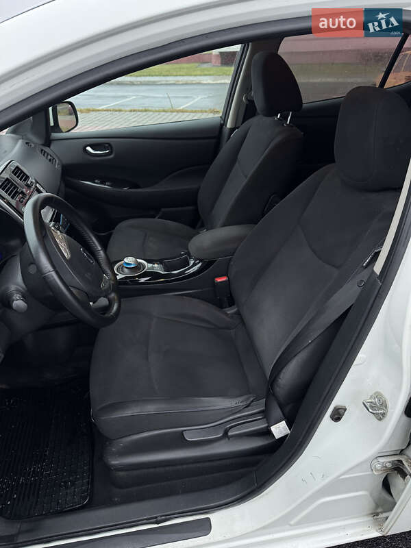Хэтчбек Nissan Leaf 2015 в Виннице фото 10 Хэтчбек Nissan Leaf 2015 в Виннице
