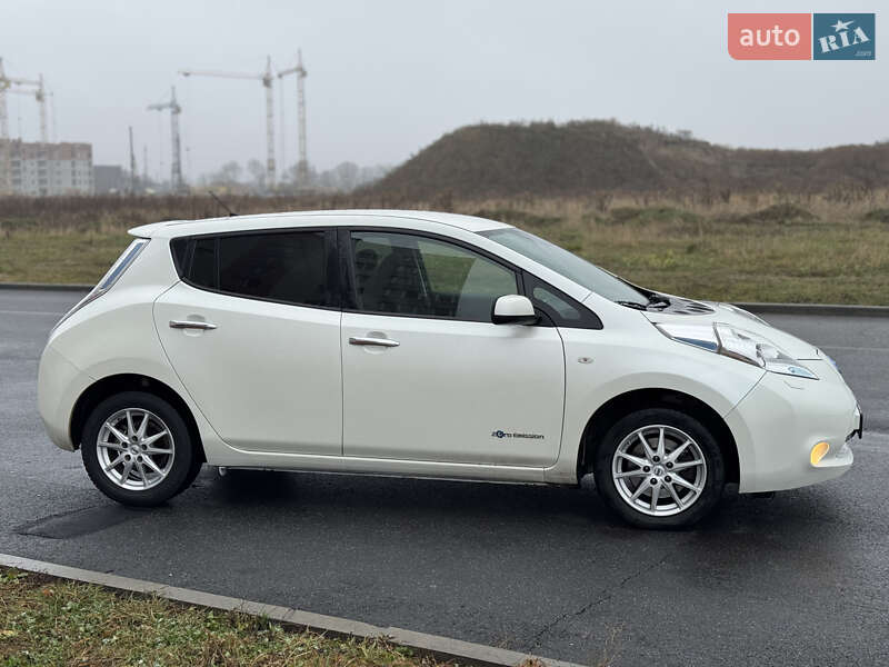 Хэтчбек Nissan Leaf 2015 в Виннице фото 4 Хэтчбек Nissan Leaf 2015 в Виннице
