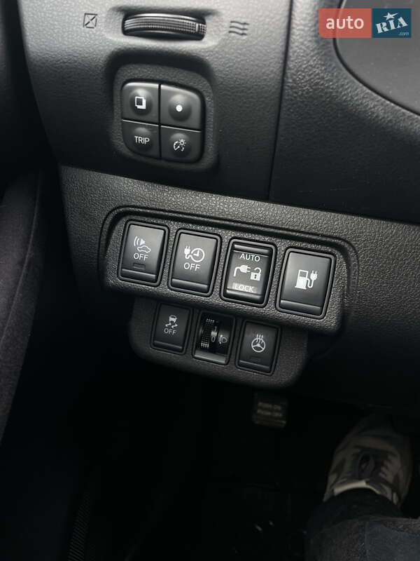 Хэтчбек Nissan Leaf 2015 в Виннице фото 13 Хэтчбек Nissan Leaf 2015 в Виннице