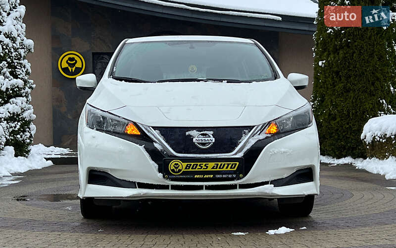 Хэтчбек Nissan Leaf 2019 в Львове