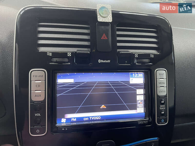 Хэтчбек Nissan Leaf 2013 в Стрые