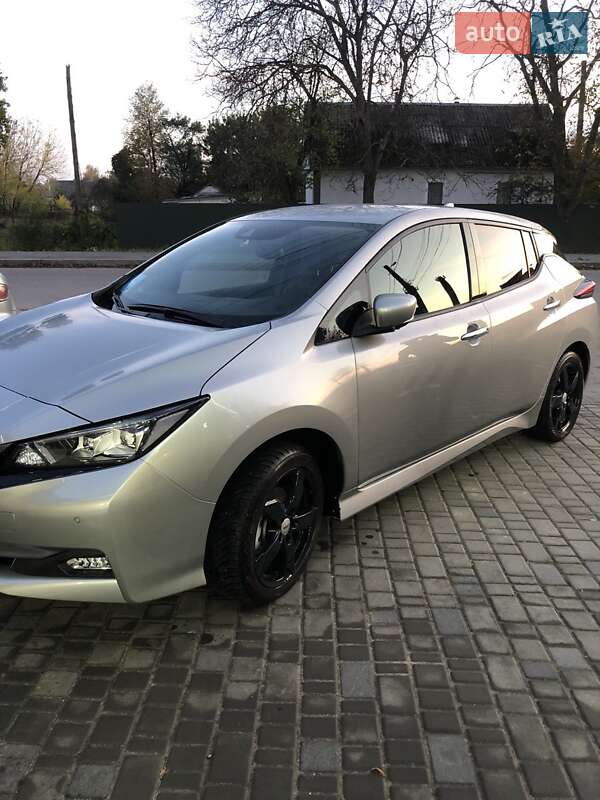 Хэтчбек Nissan Leaf 2021 в Звягеле