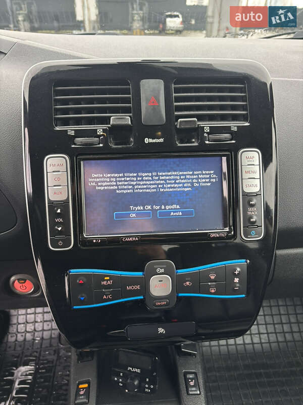 Хетчбек Nissan Leaf 2013 в Володимирі