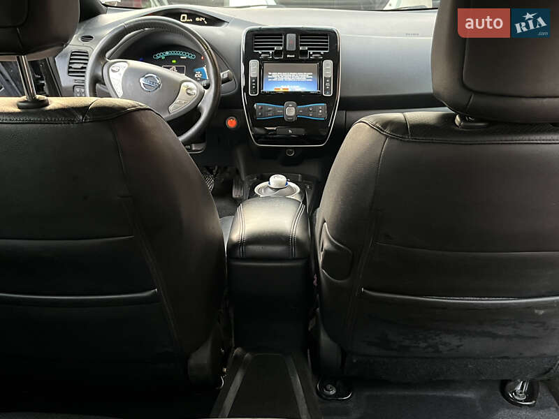 Хетчбек Nissan Leaf 2016 в Полтаві