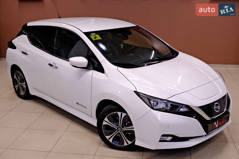 Хетчбек Nissan Leaf 2019 в Одесі