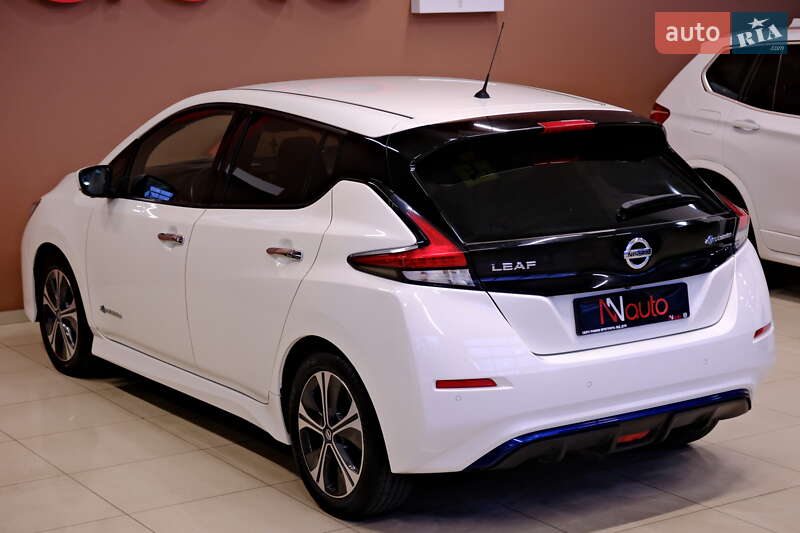 Хетчбек Nissan Leaf 2019 в Одесі