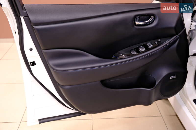 Хетчбек Nissan Leaf 2019 в Одесі