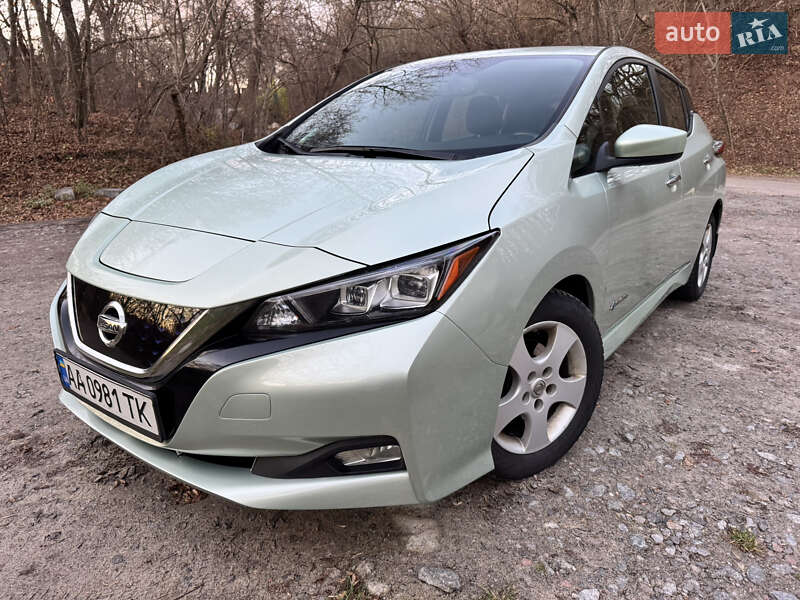 Хэтчбек Nissan Leaf 2018 в Киеве фото 7 Хэтчбек Nissan Leaf 2018 в Киеве