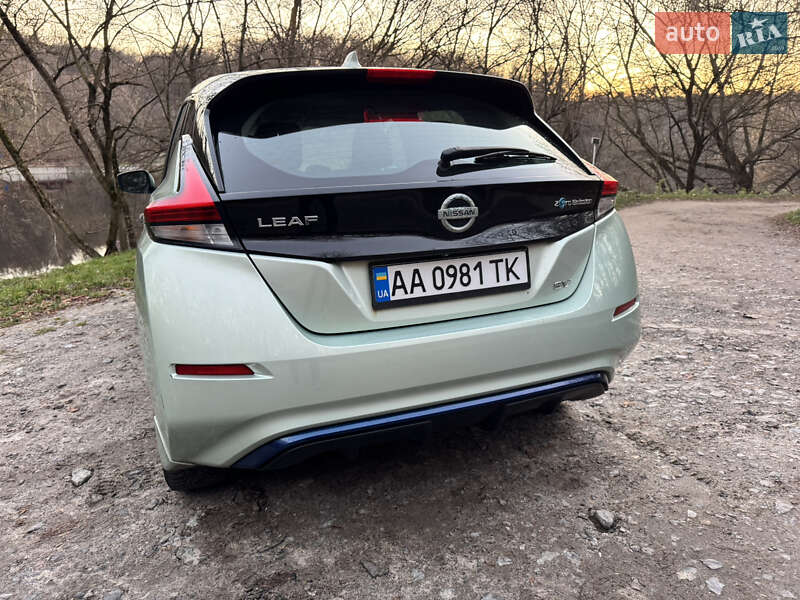 Хэтчбек Nissan Leaf 2018 в Киеве фото 11 Хэтчбек Nissan Leaf 2018 в Киеве