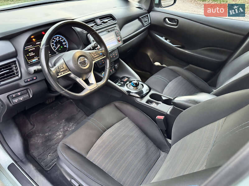 Хэтчбек Nissan Leaf 2018 в Киеве фото 22 Хэтчбек Nissan Leaf 2018 в Киеве