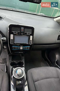 Хэтчбек Nissan Leaf 2013 в Житомире