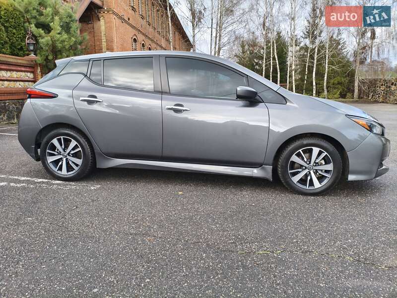 Хетчбек Nissan Leaf 2021 в Вінниці