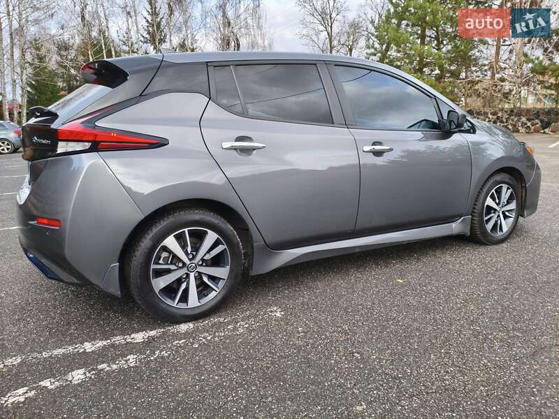 Хетчбек Nissan Leaf 2021 в Вінниці