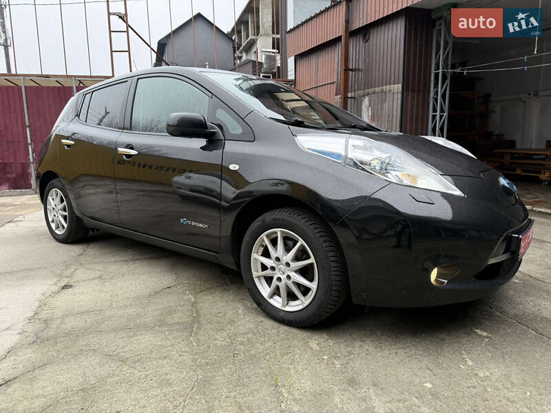Хэтчбек Nissan Leaf 2016 в Умани фото 55 Хэтчбек Nissan Leaf 2016 в Умани