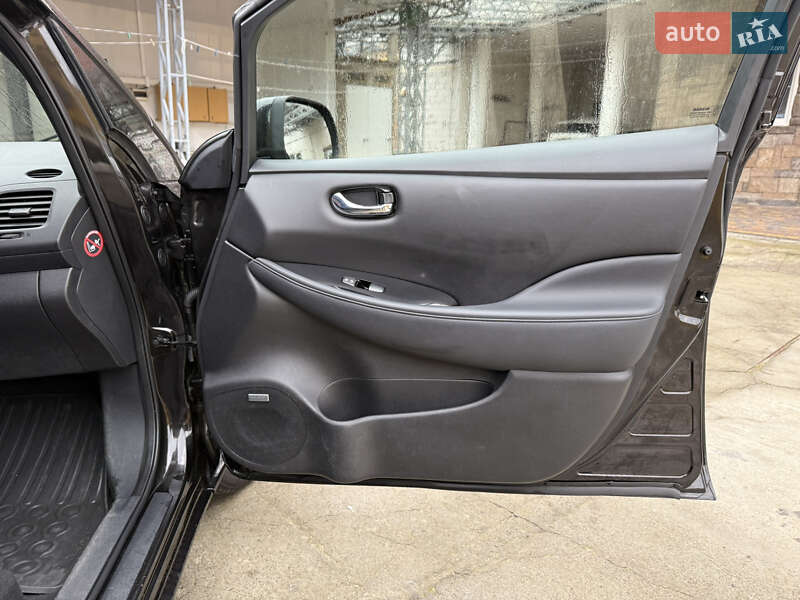 Хэтчбек Nissan Leaf 2016 в Умани фото 85 Хэтчбек Nissan Leaf 2016 в Умани