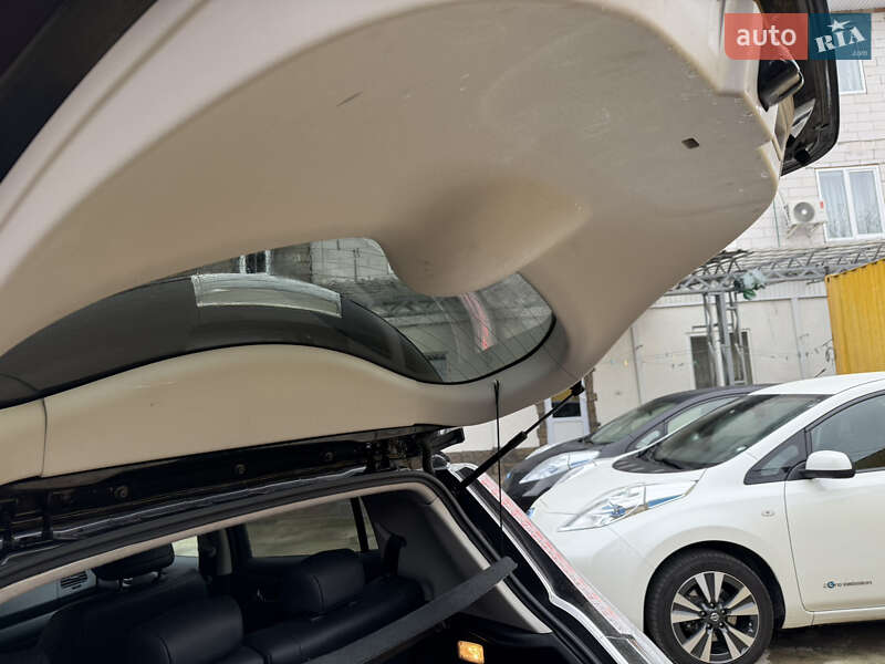 Хэтчбек Nissan Leaf 2016 в Умани фото 93 Хэтчбек Nissan Leaf 2016 в Умани