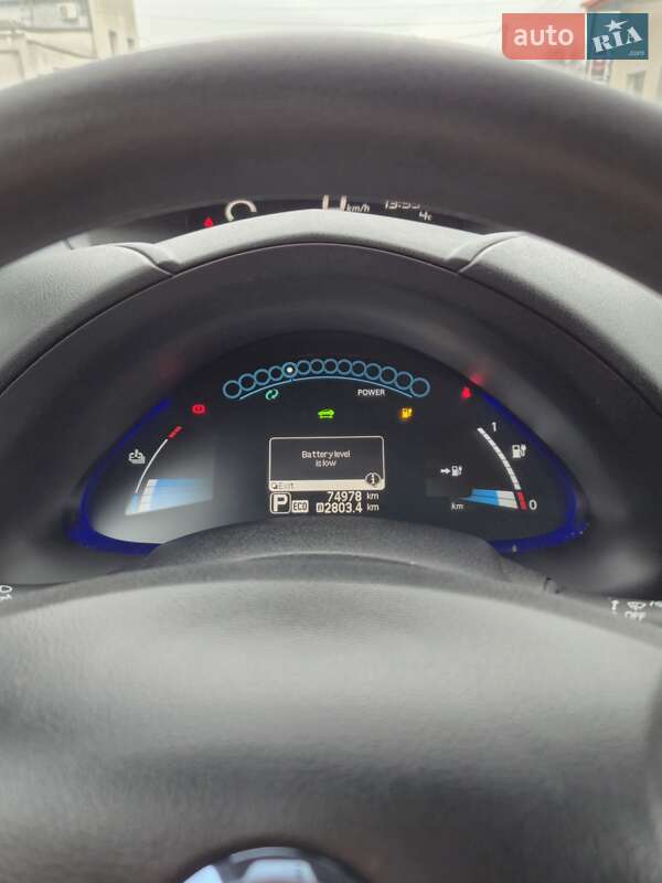 Хетчбек Nissan Leaf 2015 в Золочеві фото 5 Хетчбек Nissan Leaf 2015 в Золочеві