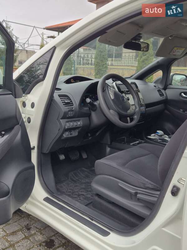 Хетчбек Nissan Leaf 2015 в Золочеві фото 23 Хетчбек Nissan Leaf 2015 в Золочеві