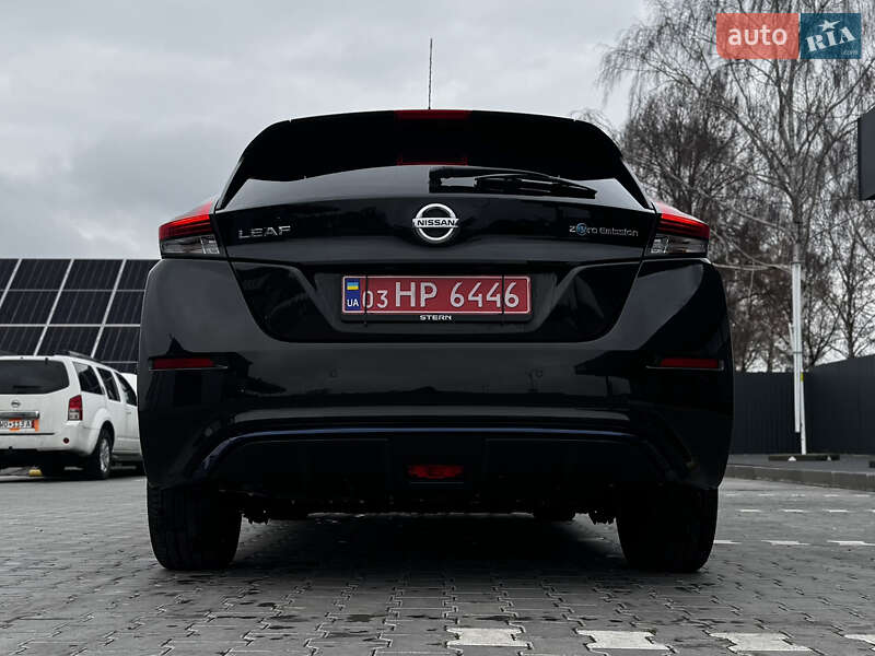 Хэтчбек Nissan Leaf 2021 в Владимире