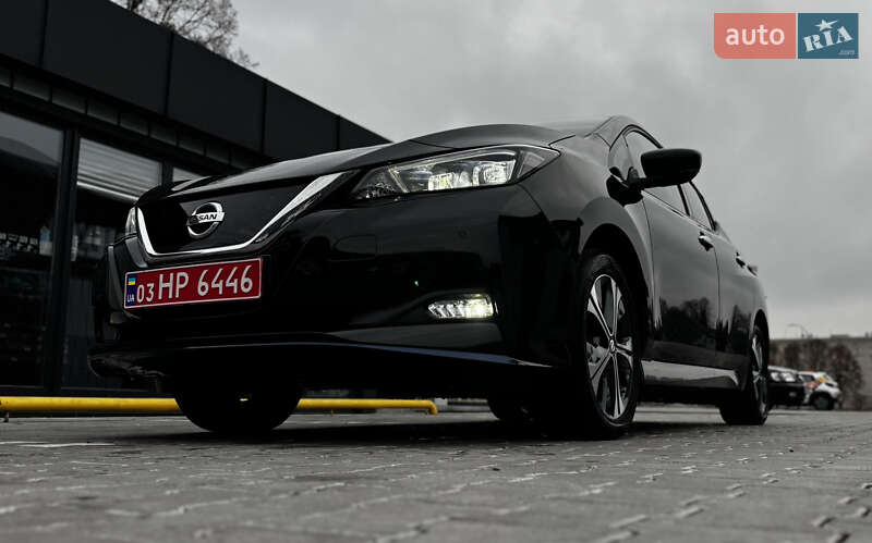 Хэтчбек Nissan Leaf 2021 в Владимире