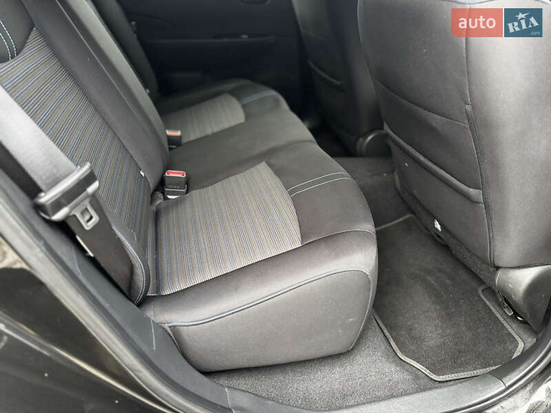 Хэтчбек Nissan Leaf 2021 в Владимире