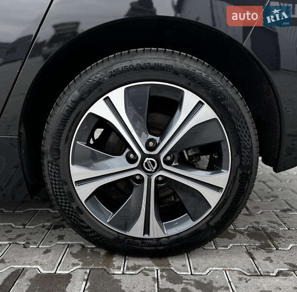 Хэтчбек Nissan Leaf 2021 в Владимире