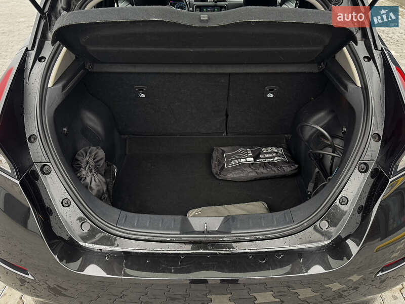 Хэтчбек Nissan Leaf 2021 в Владимире