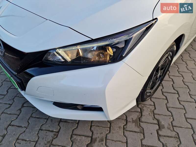 Хетчбек Nissan Leaf 2022 в Вінниці