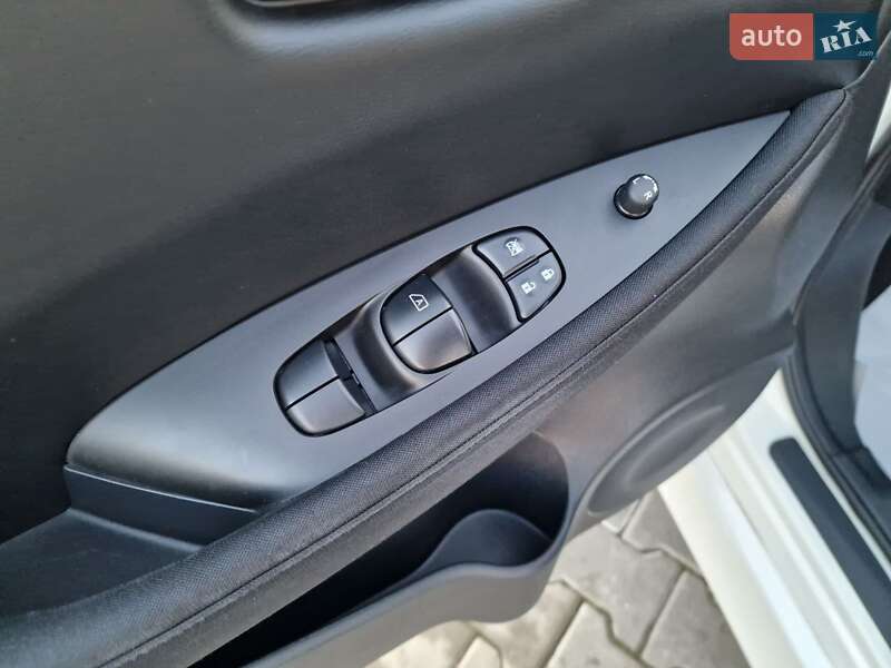 Хетчбек Nissan Leaf 2022 в Вінниці