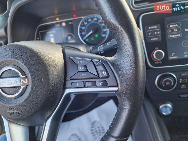 Хетчбек Nissan Leaf 2022 в Вінниці