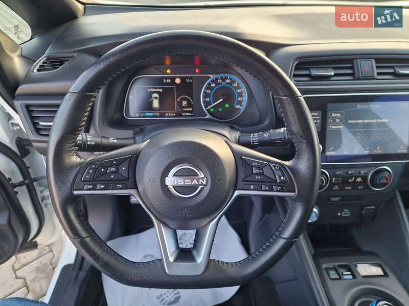 Хетчбек Nissan Leaf 2022 в Вінниці