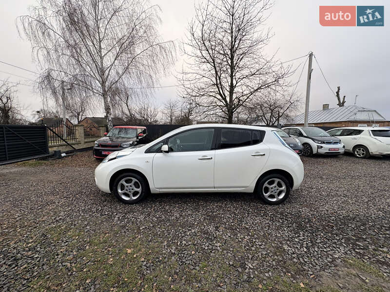 Хэтчбек Nissan Leaf 2013 в Луцке