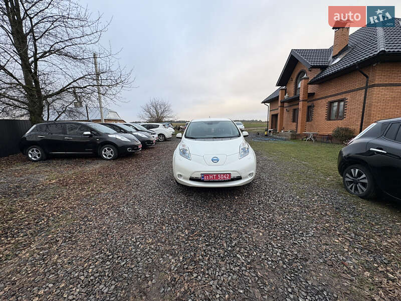 Хэтчбек Nissan Leaf 2013 в Луцке