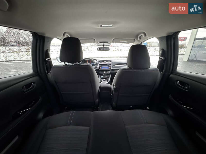 Хэтчбек Nissan Leaf 2018 в Львове