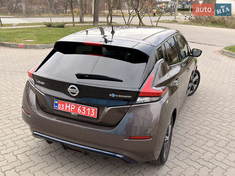 Хэтчбек Nissan Leaf 2018 в Ковеле