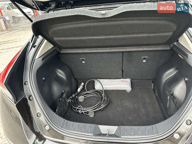 Хэтчбек Nissan Leaf 2021 в Виннице