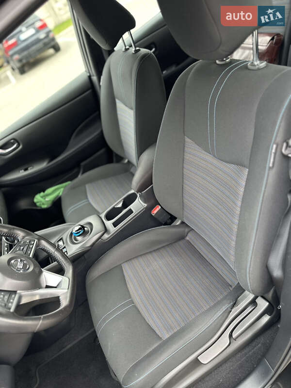 Хэтчбек Nissan Leaf 2021 в Виннице
