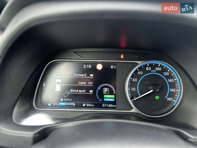 Хэтчбек Nissan Leaf 2021 в Виннице