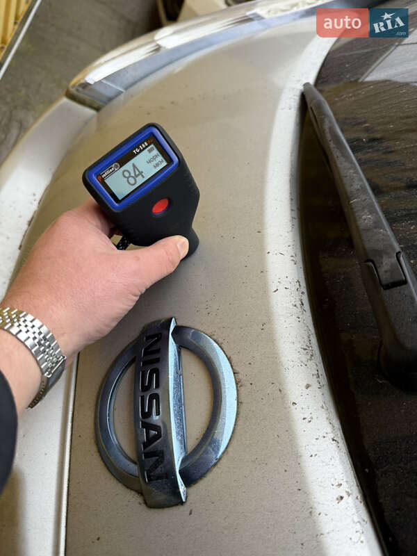 Хэтчбек Nissan Leaf 2012 в Умани