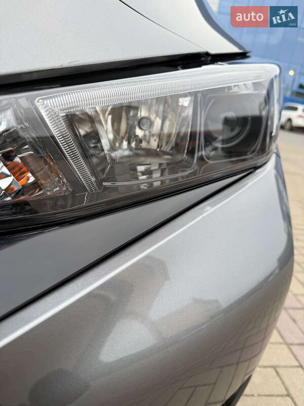 Хэтчбек Nissan Leaf 2020 в Хмельницком